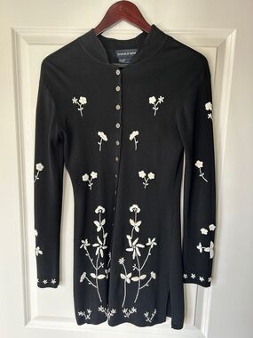 Tristan & Iseult Black Floral Embroidered Long Cardigan